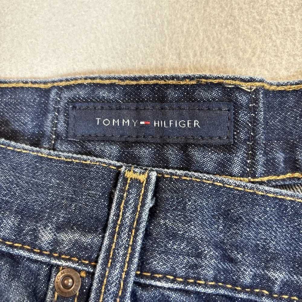 TOMMY HILFIGER Classic Fit Boot Cut Medium Wash Cotton Denim Blue Jeans 42X30